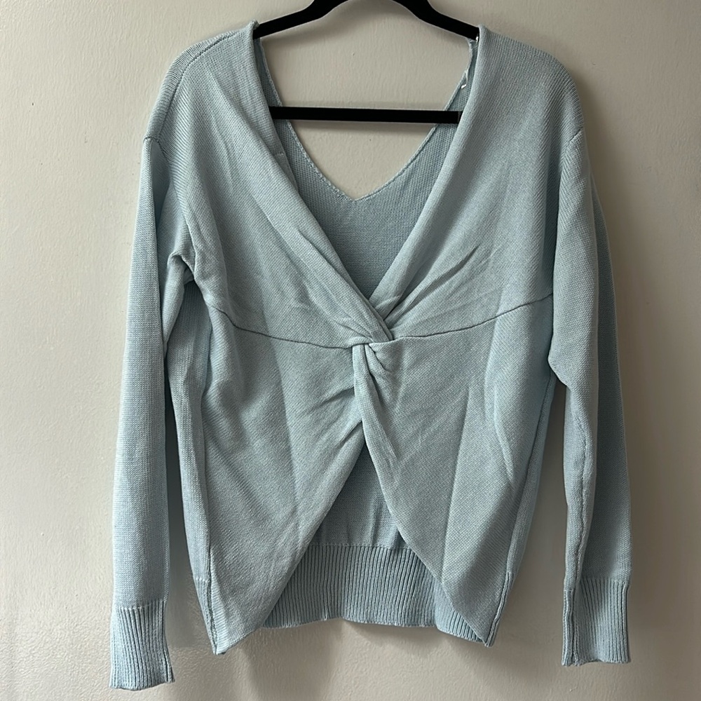NWT Twist, opened back sweater